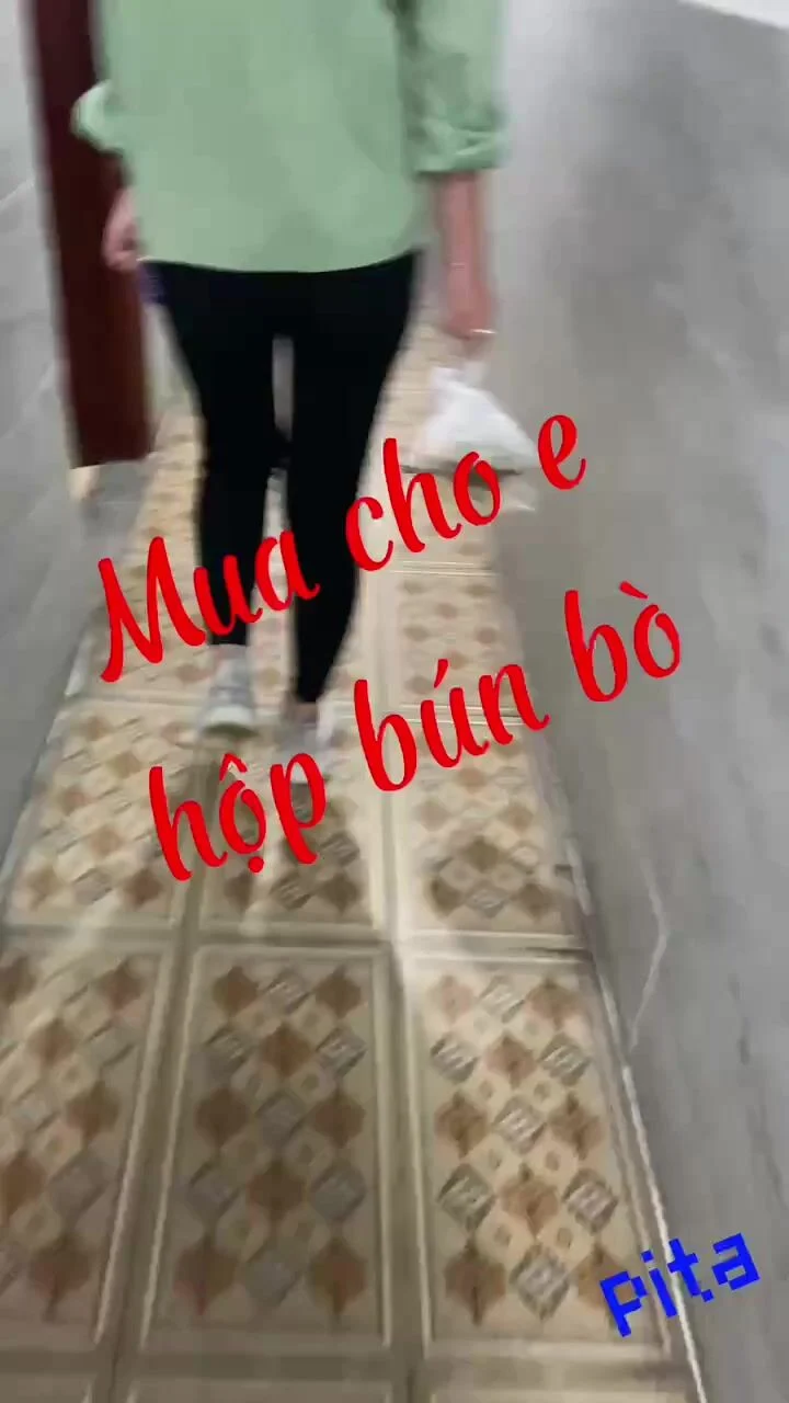 mua cho em sinh viên tô bún bò thì được xuất ngập bím em nó - phần 1